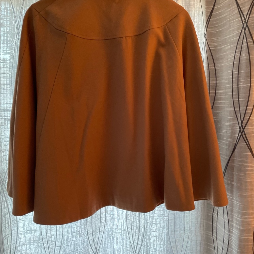 BCBG cape jacket coat - Picture 4 of 5